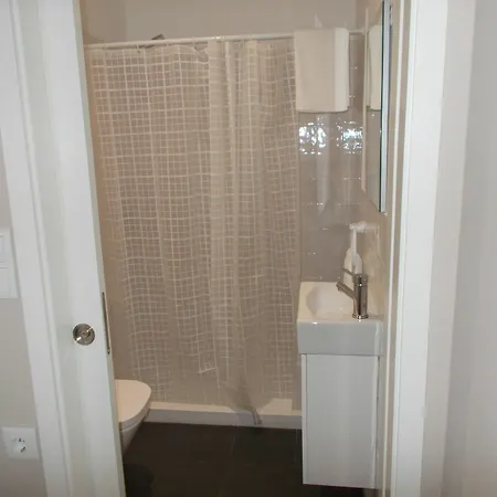 Market Place Apartment *